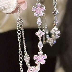 Elegant Pink and Silver Floral Necklace